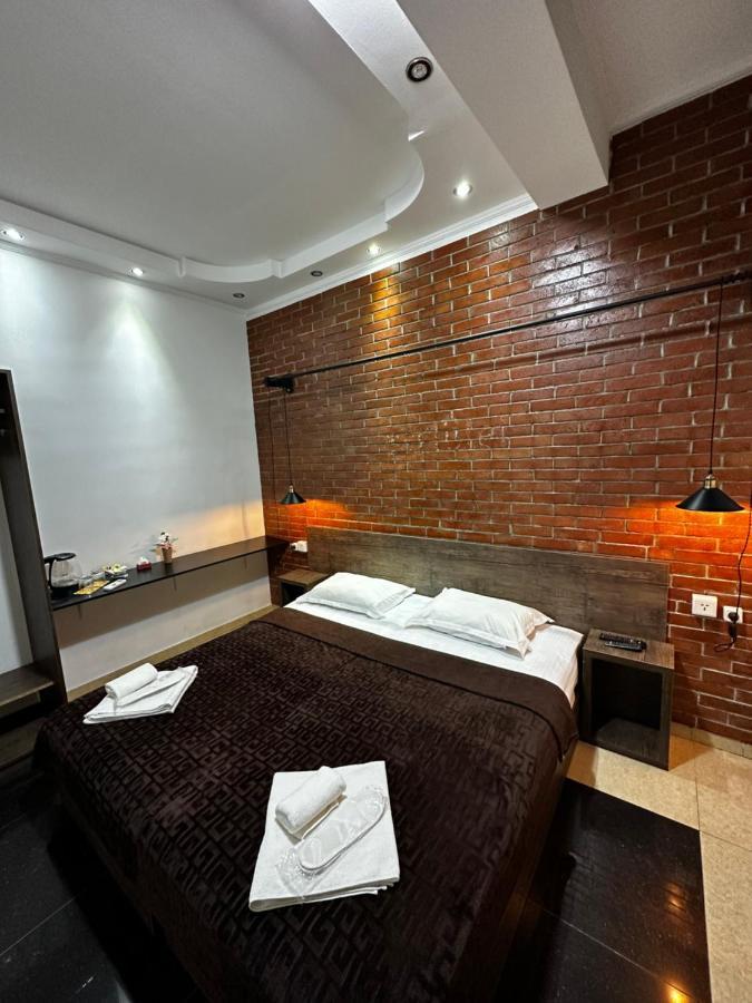 Lucas Otel Tiflis Dış mekan fotoğraf
